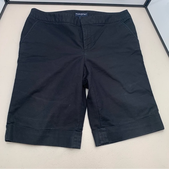 Banana Republic Shorts Women’s Size 12 Black Stretch - Picture 1 of 9